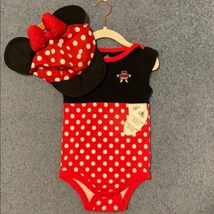 NWT Disney Parks Minnie Onesie with Hat with Ears